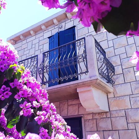 Apartmani Bepina Supetar Exterior foto