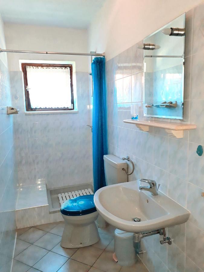 Apartmani Bepina Supetar Exterior foto